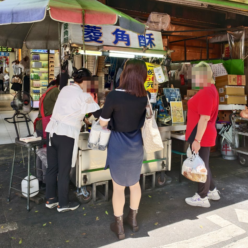 廟東川代菱角酥